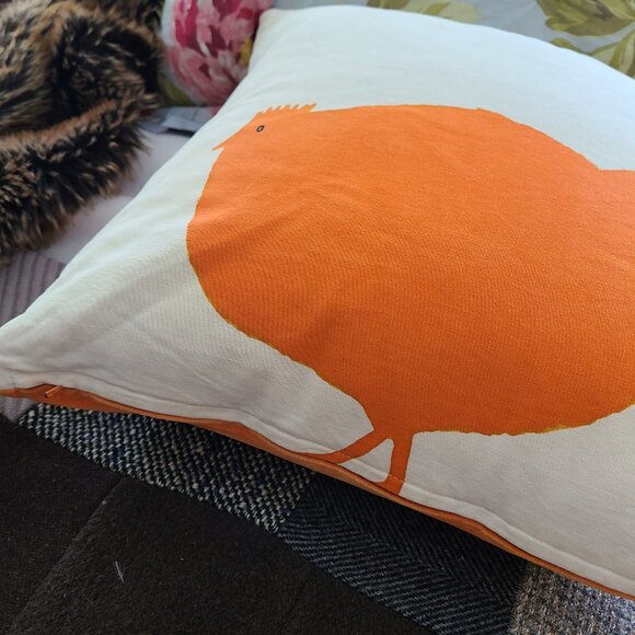 CB2 chicken pillow cover 16"x16" - Picture 5 of 7